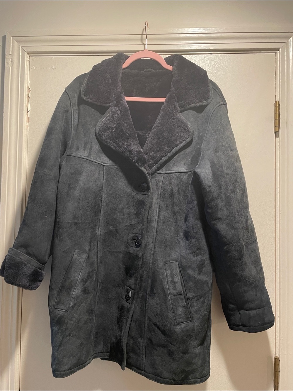 French Cuir Veritable Brand Genuine Black Shearling